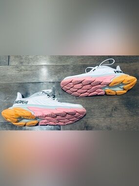 Women’s Sz 9.5 NCLR Nimbus Cloud/ Lunar Rock Hoka One One Clifton Edge Sneakers
